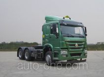 Седельный тягач для перевозки опасных грузов Sinotruk Howo ZZ4257N3247D1W